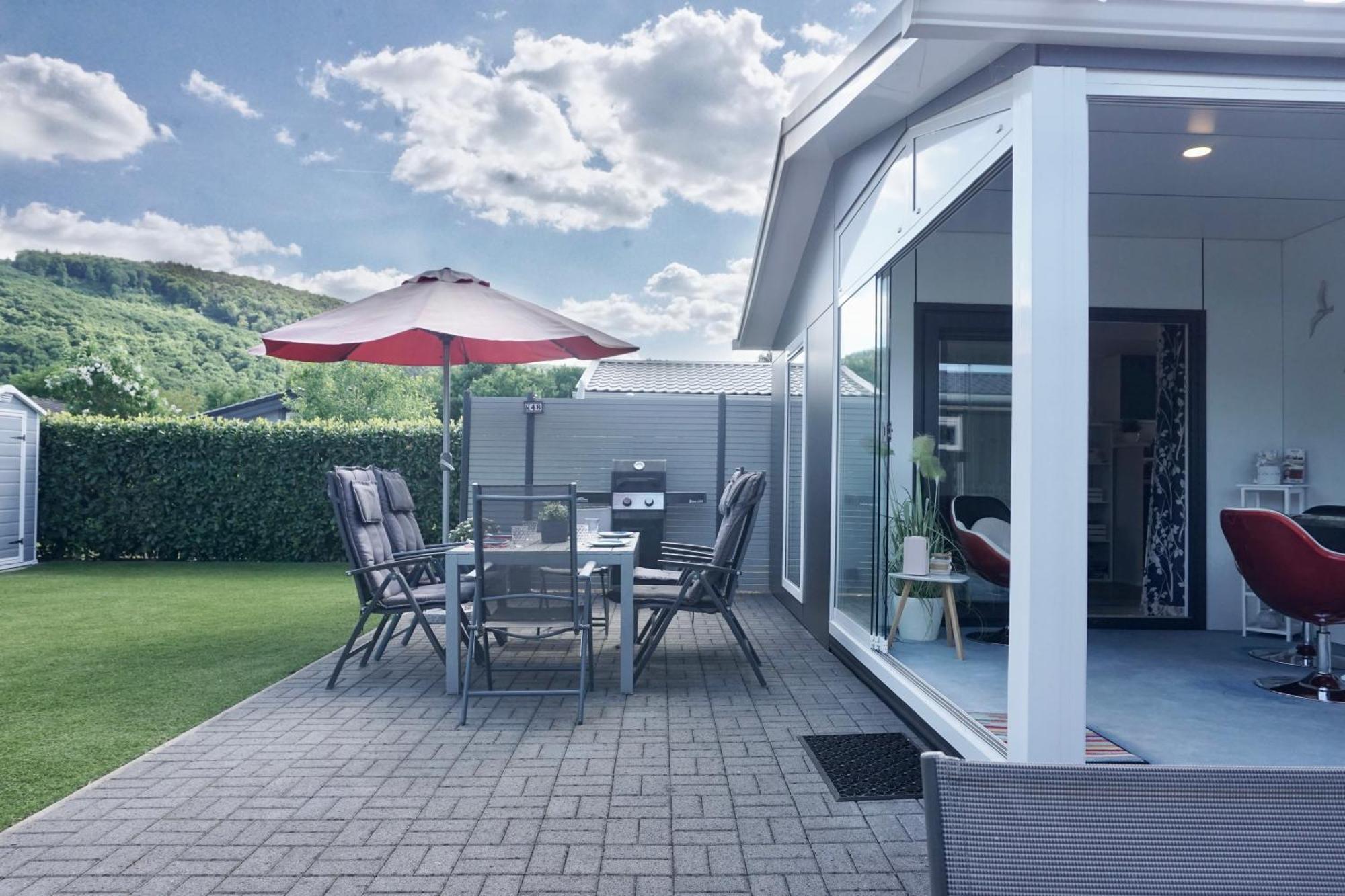 Ferienhaus Ufergeheimnis Am Guelser Moselbogen I 2 Sz I 5 Gaeste I Badebucht I Grill I Garten Koblenz (Rhineland-Palatinate) Exteriör bild