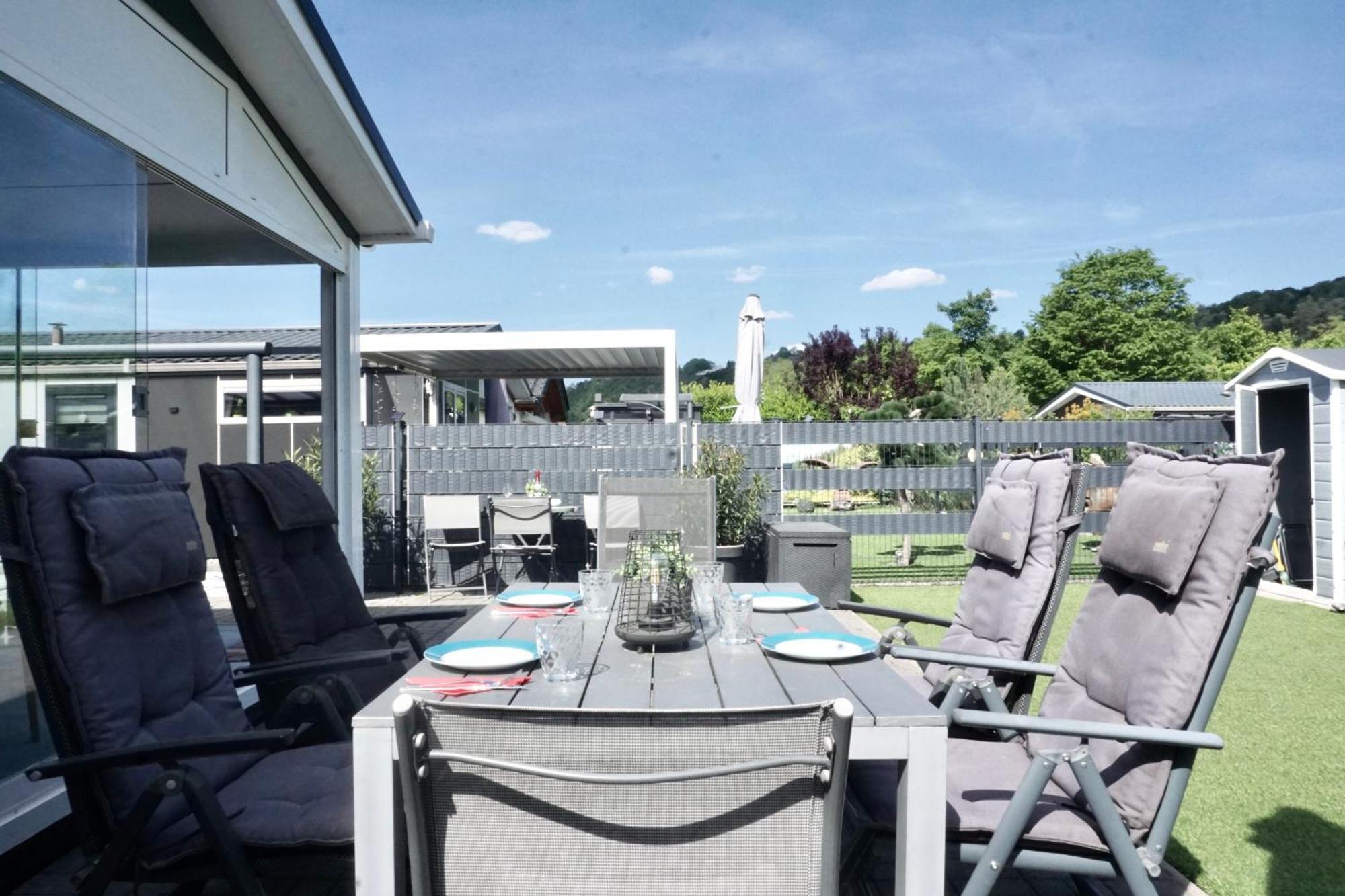 Ferienhaus Ufergeheimnis Am Guelser Moselbogen I 2 Sz I 5 Gaeste I Badebucht I Grill I Garten Koblenz (Rhineland-Palatinate) Exteriör bild