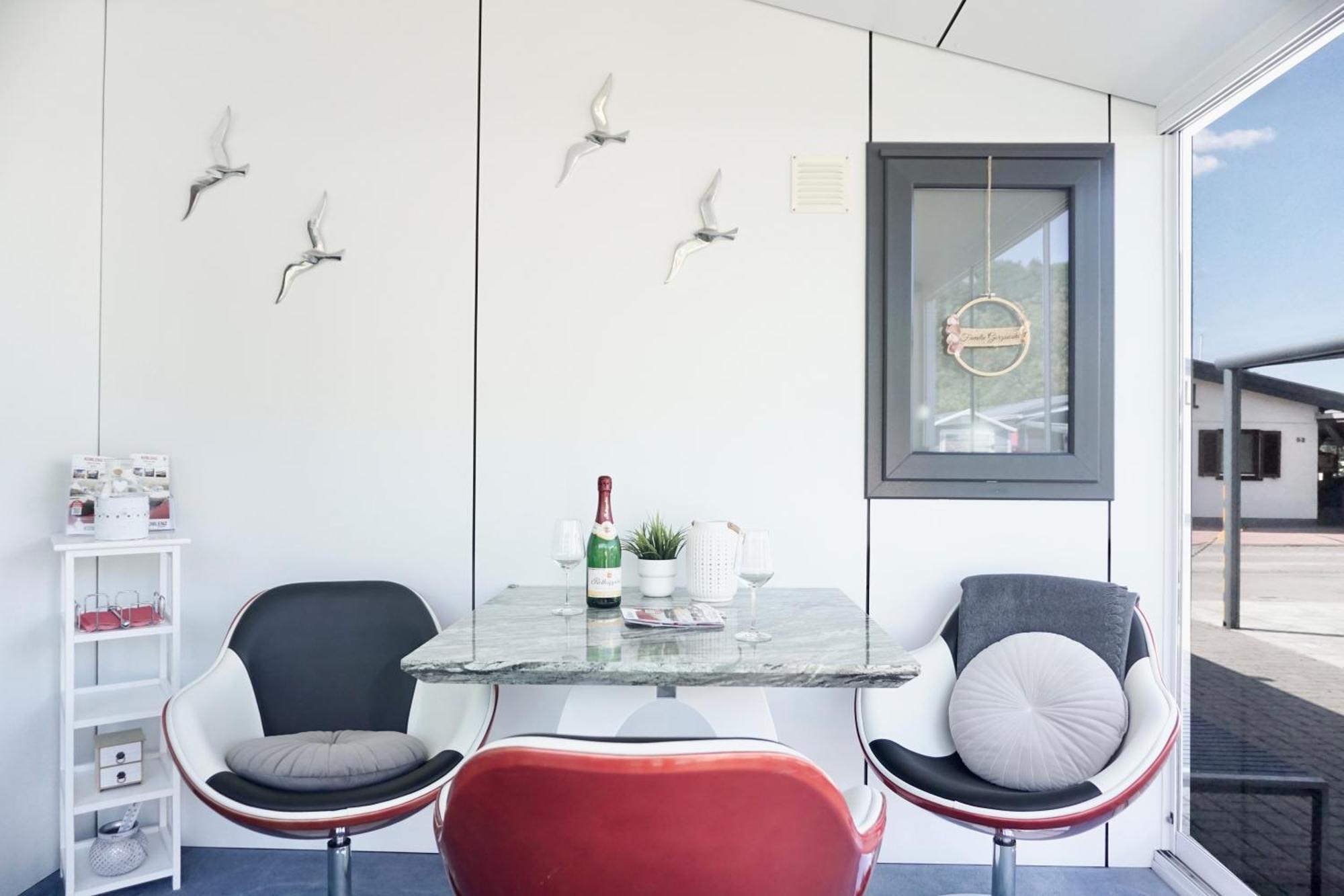 Ferienhaus Ufergeheimnis Am Guelser Moselbogen I 2 Sz I 5 Gaeste I Badebucht I Grill I Garten Koblenz (Rhineland-Palatinate) Exteriör bild