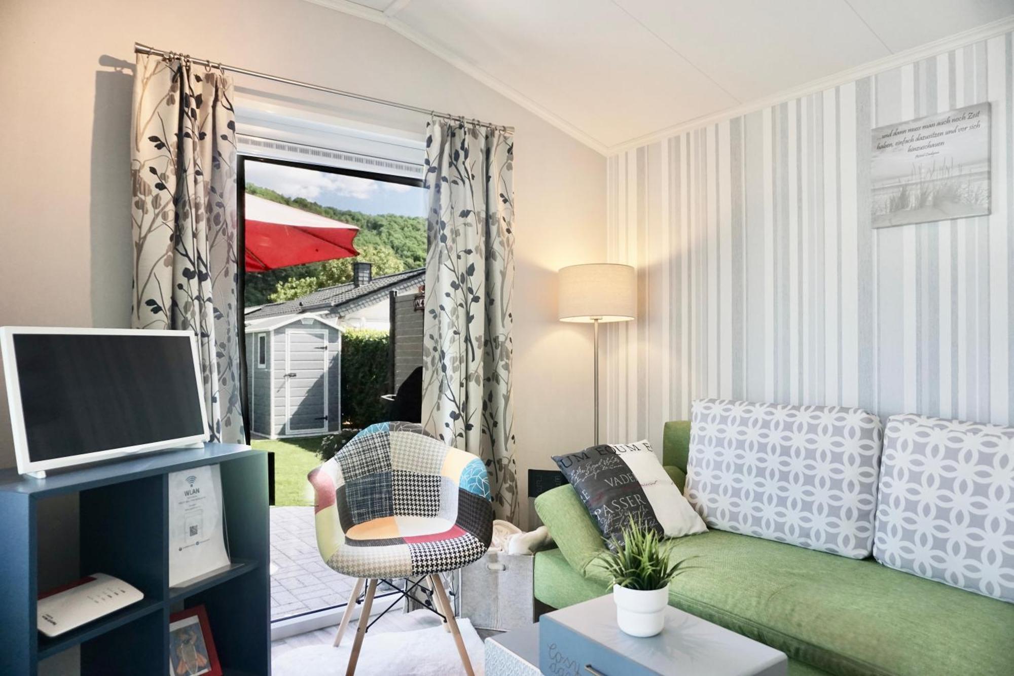 Ferienhaus Ufergeheimnis Am Guelser Moselbogen I 2 Sz I 5 Gaeste I Badebucht I Grill I Garten Koblenz (Rhineland-Palatinate) Exteriör bild